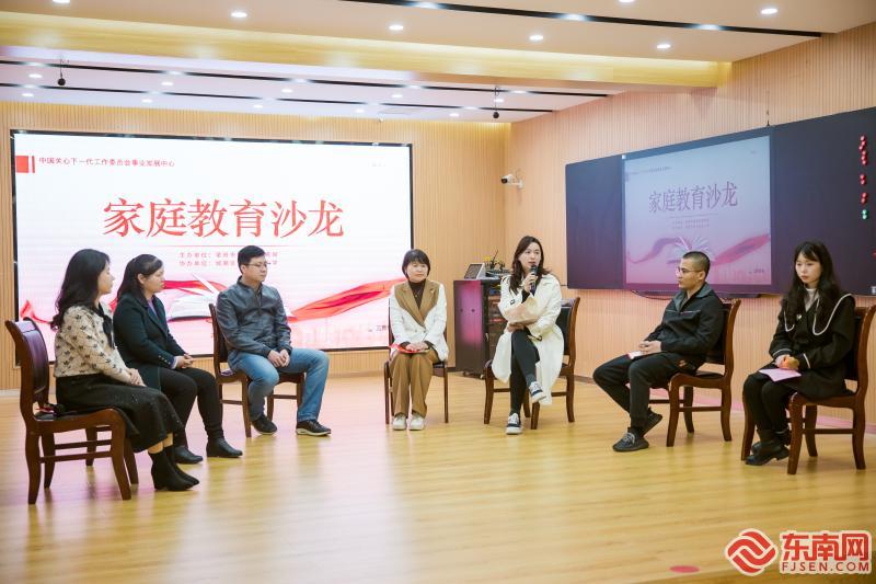 8ee5798b-cdac-4daf-af2a-4e4342389f61_batchwm.jpg